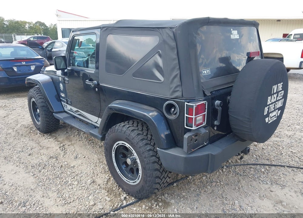 2007 JEEP WRANGLER SAHARA VIN: 1J4FA54127L183606