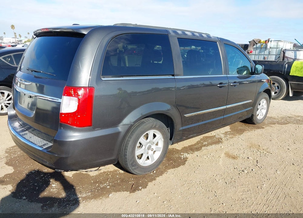 2011 CHRYSLER TOWN & COUNTRY TOURING VIN: 2A4RR5DG6BR675565