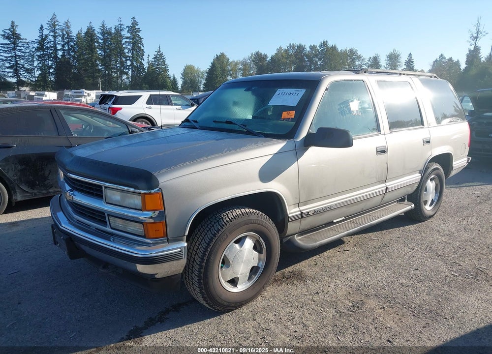 1999 CHEVROLET TAHOE LS VIN: 1GNEK13R8XJ323790