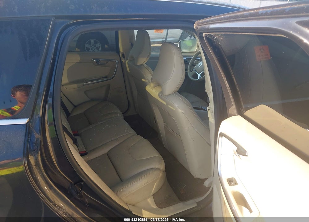 2012 VOLVO XC60 3.2/3.2 PLATINUM/3.2 PREMIER/3.2 PREMIER PLUS VIN: YV4952DZ6C2343401