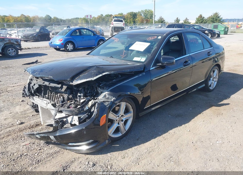 2011 MERCEDES-BENZ C CLASS VIN: WDDGF8BB5BF533462