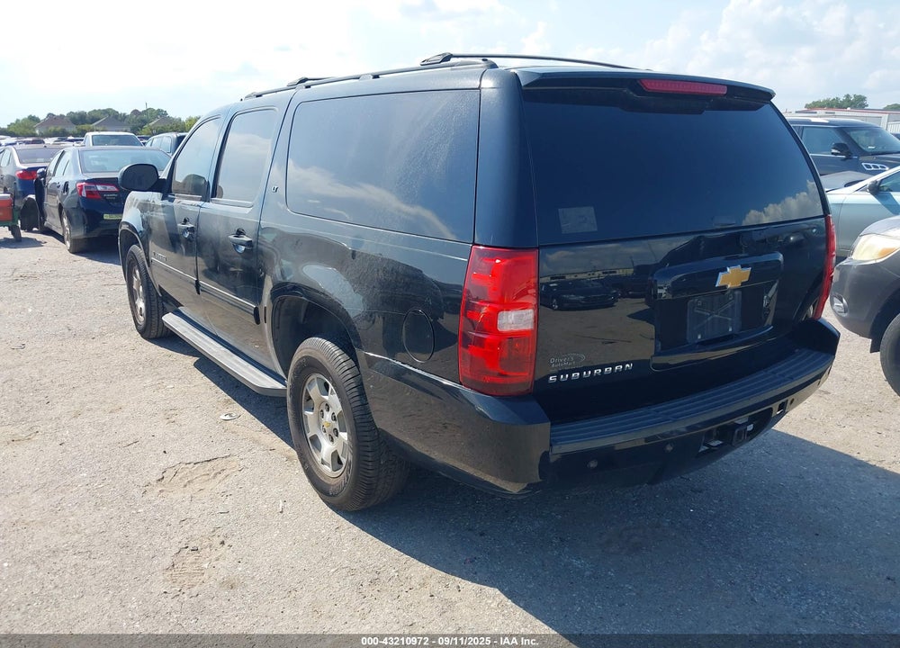 2014 CHEVROLET SUBURBAN 1500 VIN: 1GNSCJE05ER195862