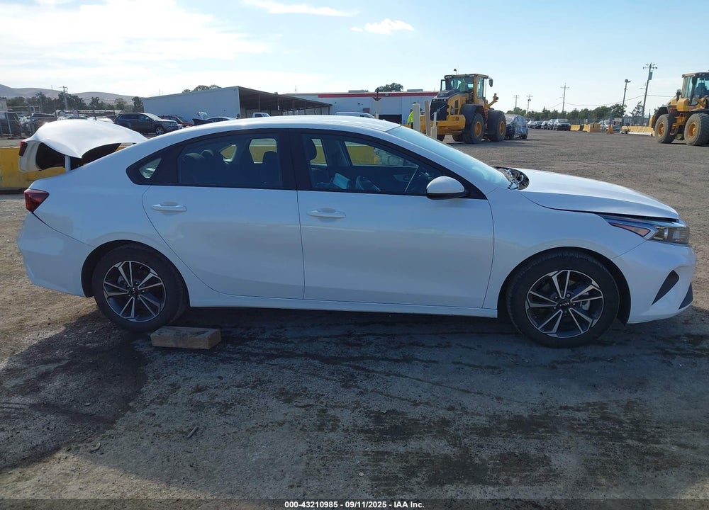 2023 KIA FORTE VIN: 3KPF24AD1PE603540