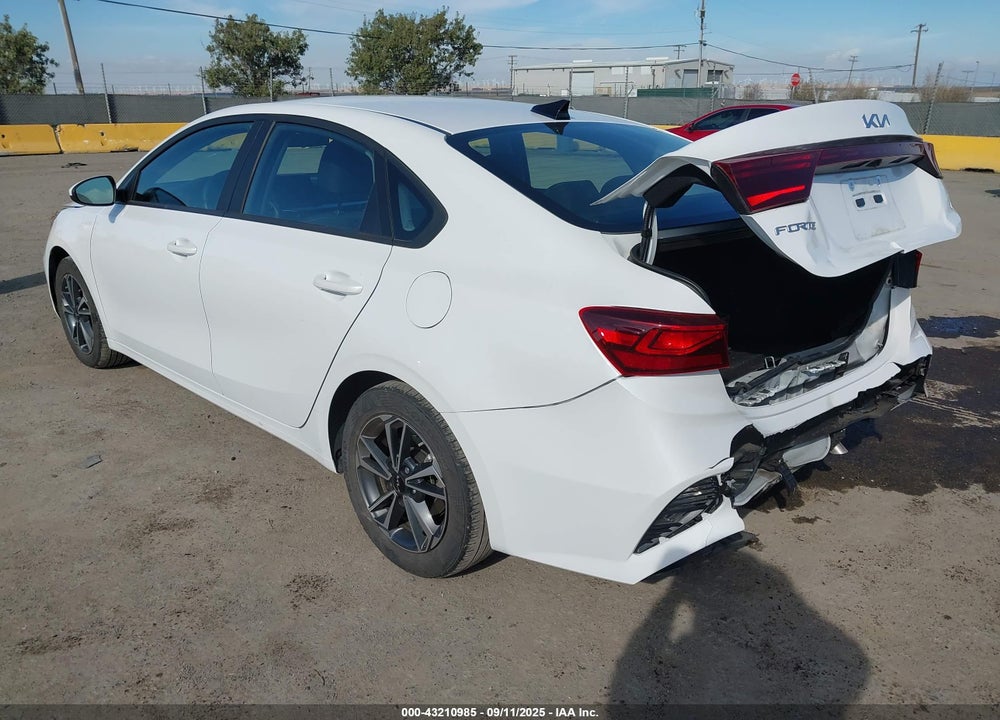 2023 KIA FORTE VIN: 3KPF24AD1PE603540