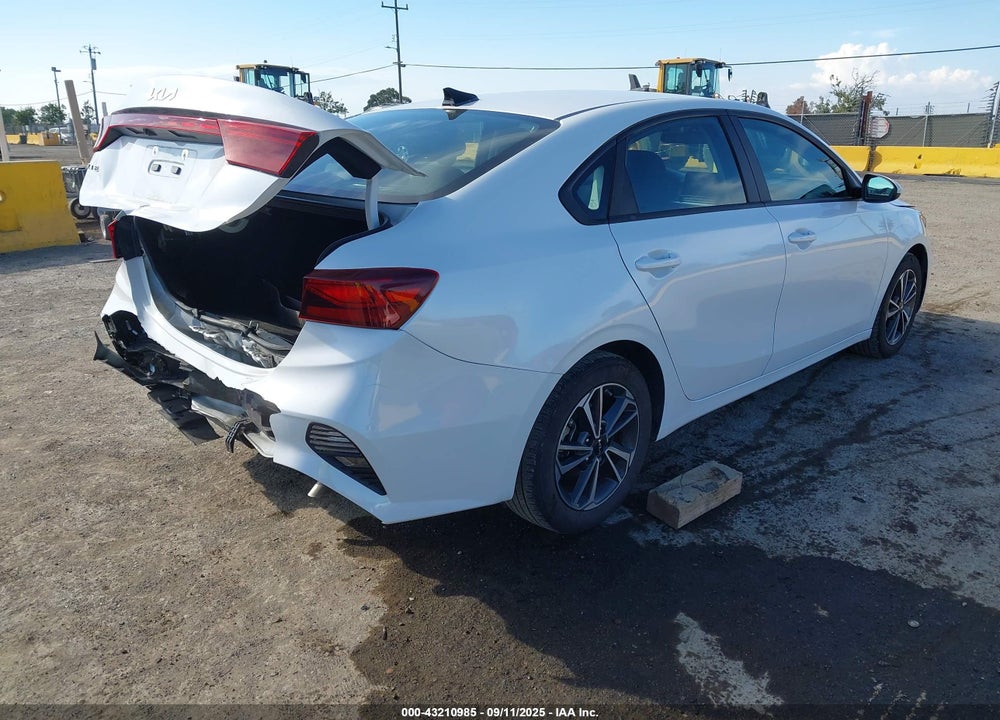 2023 KIA FORTE VIN: 3KPF24AD1PE603540