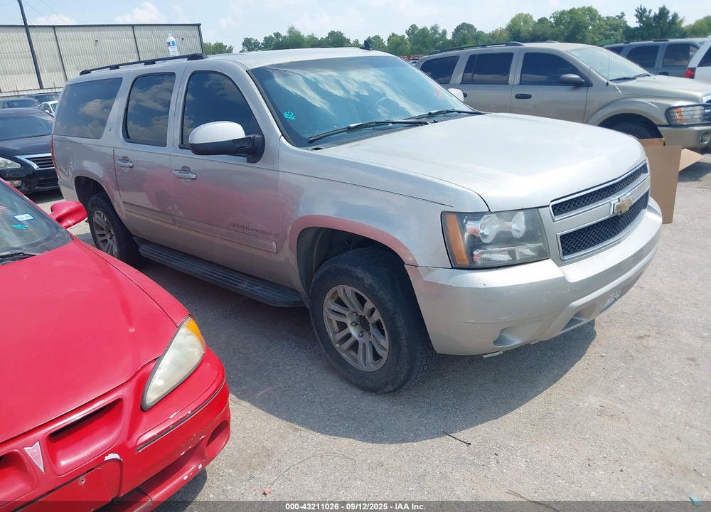 2007 CHEVROLET SUBURBAN 1500 LT VIN: 3GNFC16037G162975