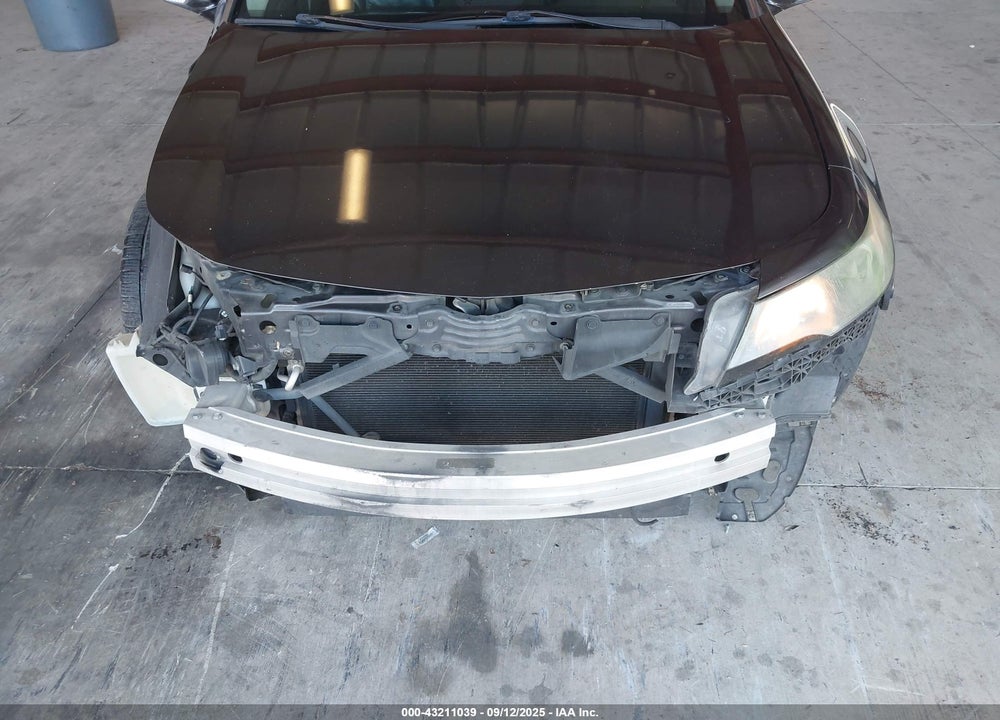 2012 ACURA TL VIN: 19UUA8F24CA034710