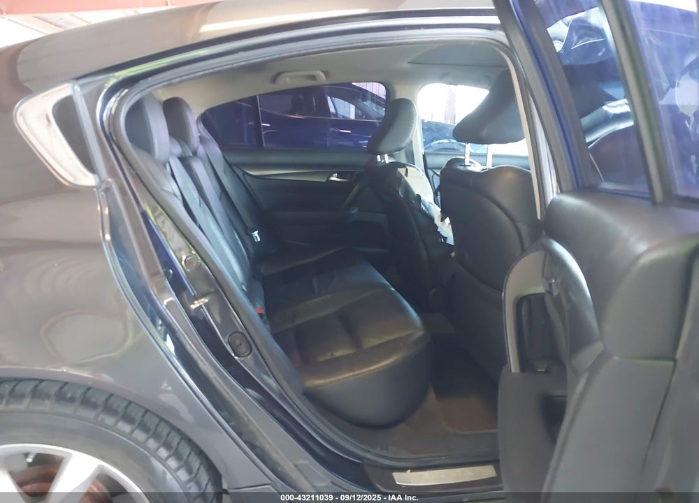 2012 ACURA TL VIN: 19UUA8F24CA034710