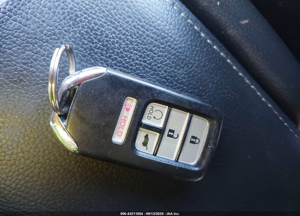 2017 HONDA CIVIC VIN: SHHFK7H81HU219505