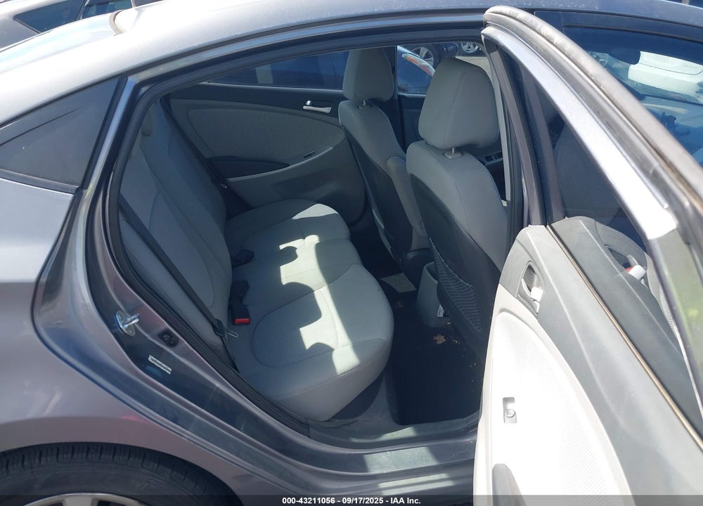 2013 HYUNDAI ACCENT VIN: KMHCT4AE0DU558558