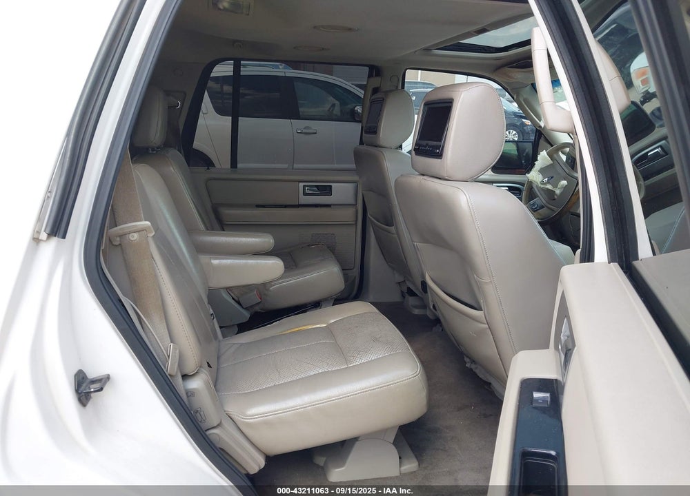 2011 FORD EXPEDITION VIN: 1FMJU1K55BEF06710