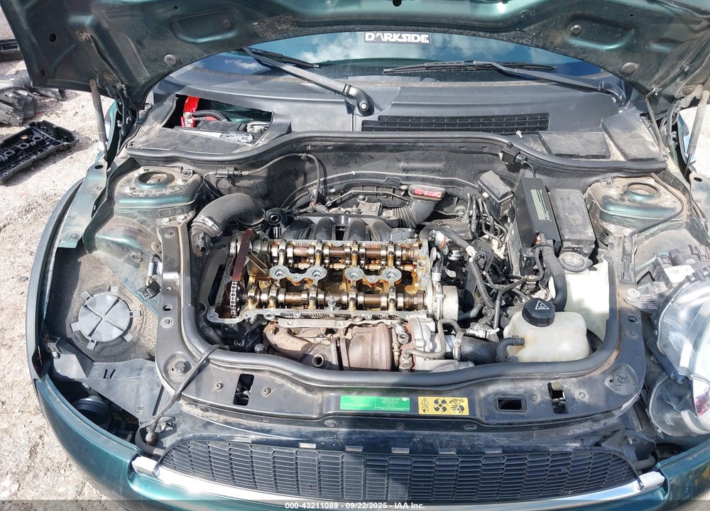 2010 MINI COOPER S VIN: WMWMF7C5XATX42841