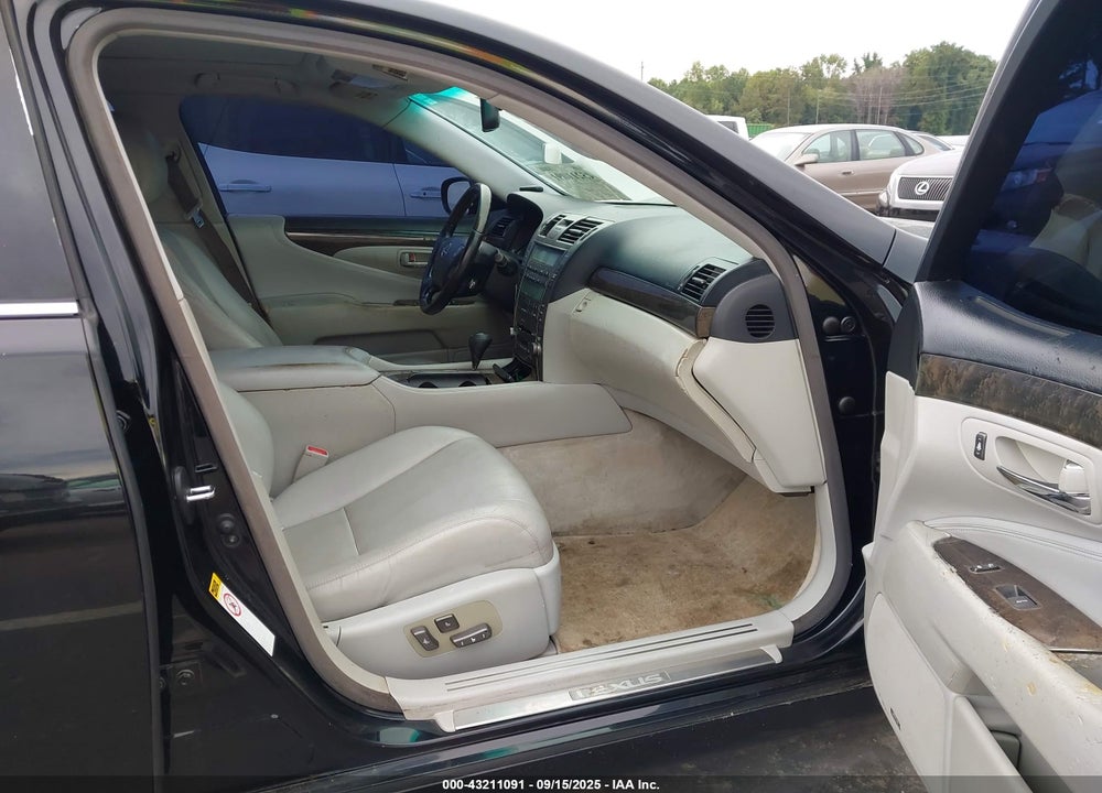 2007 LEXUS LS 460 VIN: JTHBL46F975023551