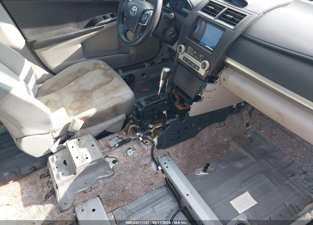 2014 TOYOTA CAMRY L VIN: 4T1BF1FK1EU765218