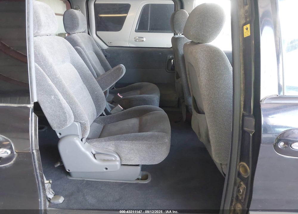 2003 KIA SEDONA EX/LX VIN: KNDUP131736372072
