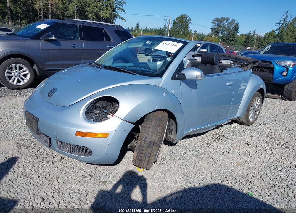 2010 VOLKSWAGEN BEETLE VIN: 3VWRG3AL3AM008117
