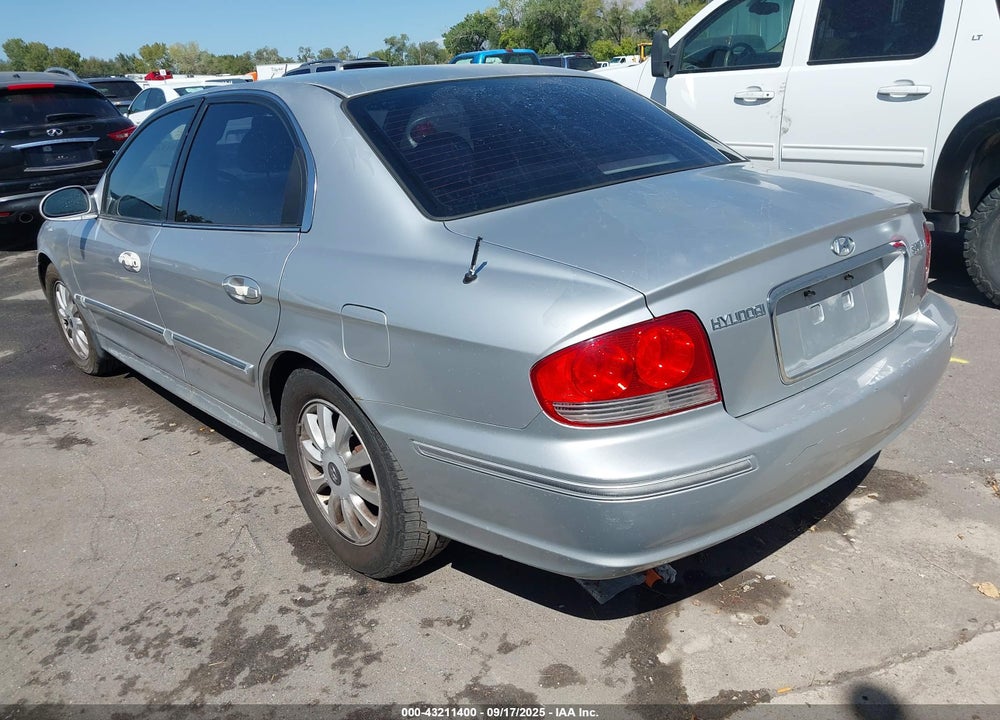 2004 HYUNDAI SONATA GLS/LX VIN: KMHWF35H34A065915