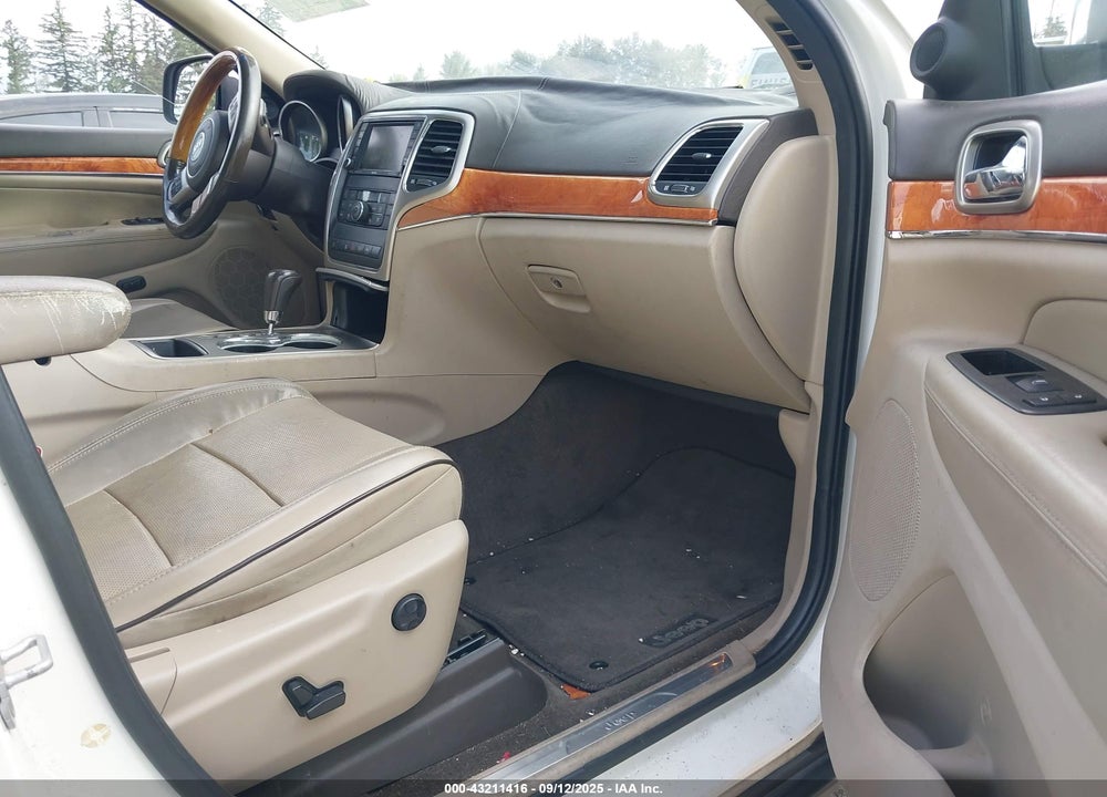 2011 JEEP GRAND CHEROKEE OVERLAND VIN: 1J4RS6GG5BC601844