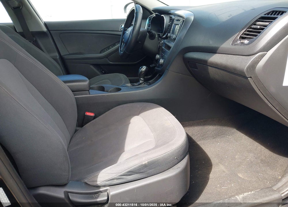 2011 KIA OPTIMA HYBRID VIN: KNAGM4AD3B5004476