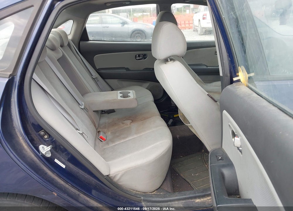 2010 HYUNDAI ELANTRA VIN: KMHDU4ADXAU184528