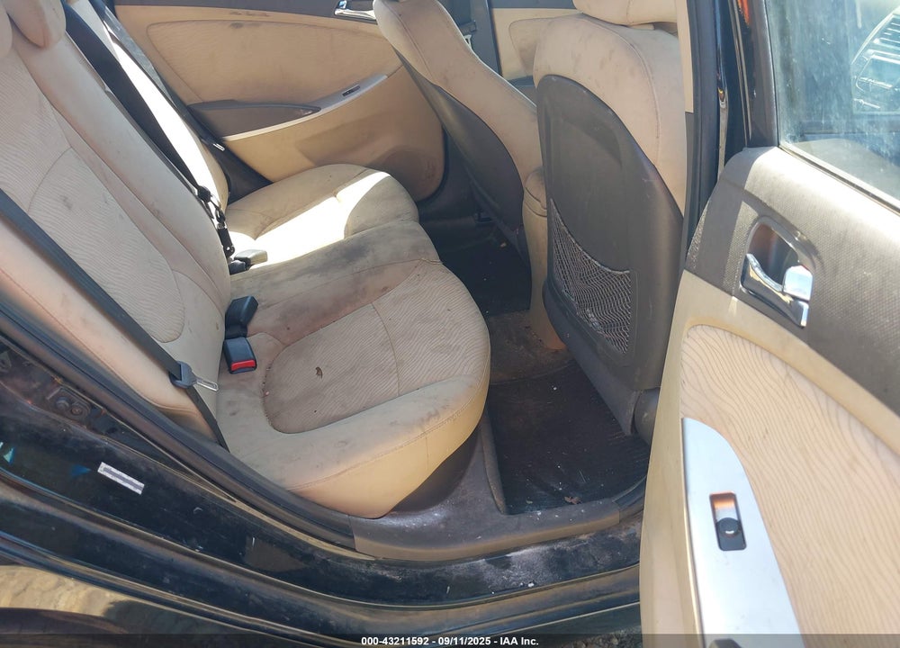 2013 HYUNDAI ACCENT VIN: KMHCU4AE5DU559203