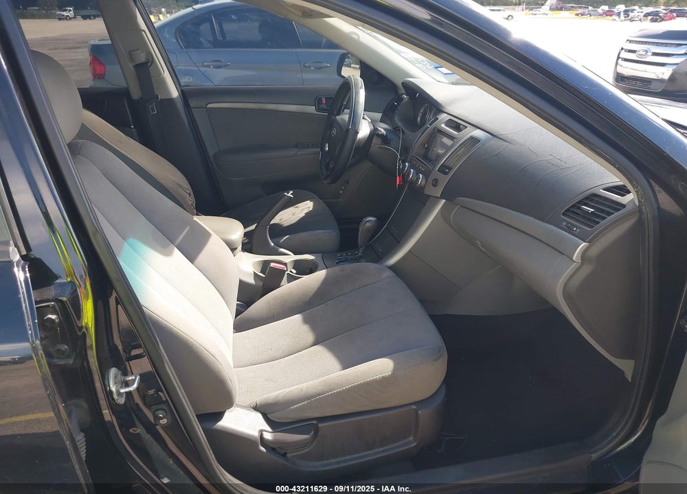 2010 HYUNDAI SONATA VIN: 5NPET4AC9AH627880