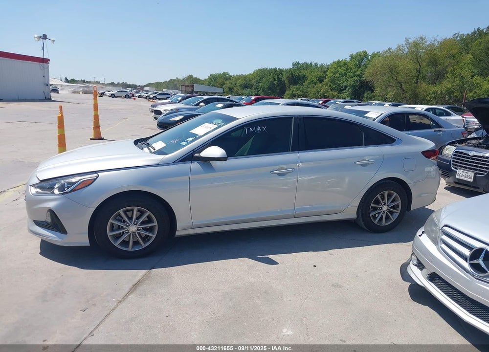 2019 HYUNDAI SONATA SE VIN: 5NPE24AF2KH770944