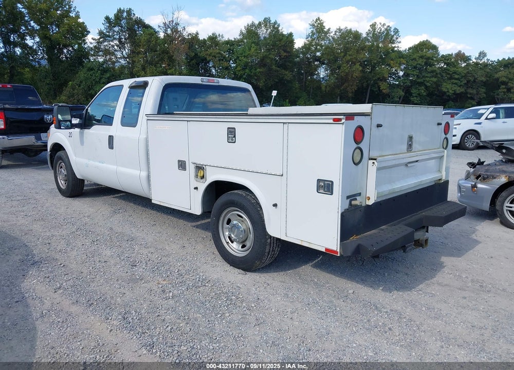 2011 FORD F 350 VIN: 1FD7X3A66BEC94830