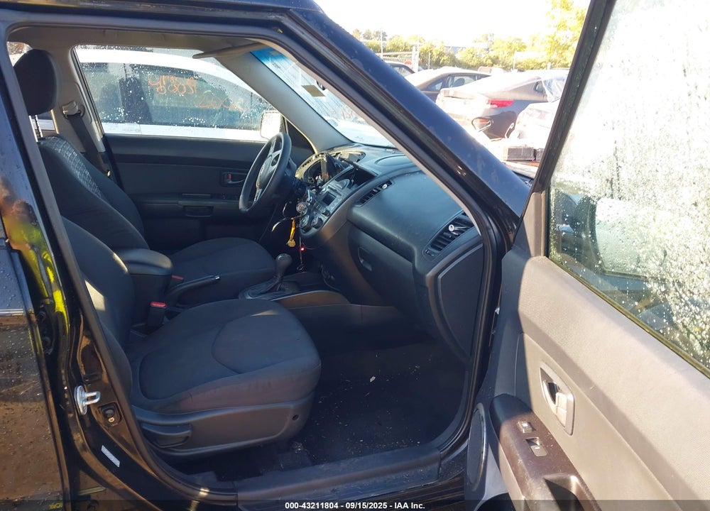 2011 KIA SOUL VIN: KNDJT2A20B7734381