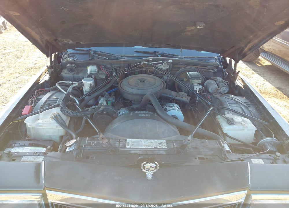 1990 CADILLAC BROUGHAM VIN: 1G6DW5470LR712998