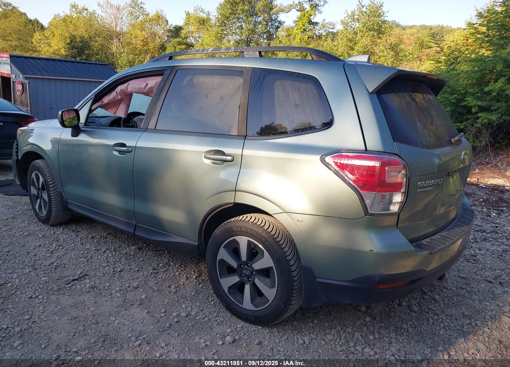 2018 SUBARU FORESTER 2.5I PREMIUM VIN: JF2SJAEC7JH474675