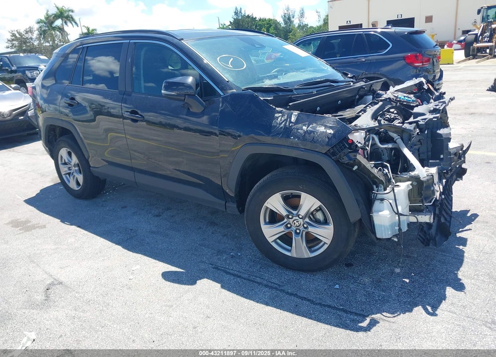 2023 TOYOTA RAV4 XLE VIN: 2T3W1RFV1PW266745