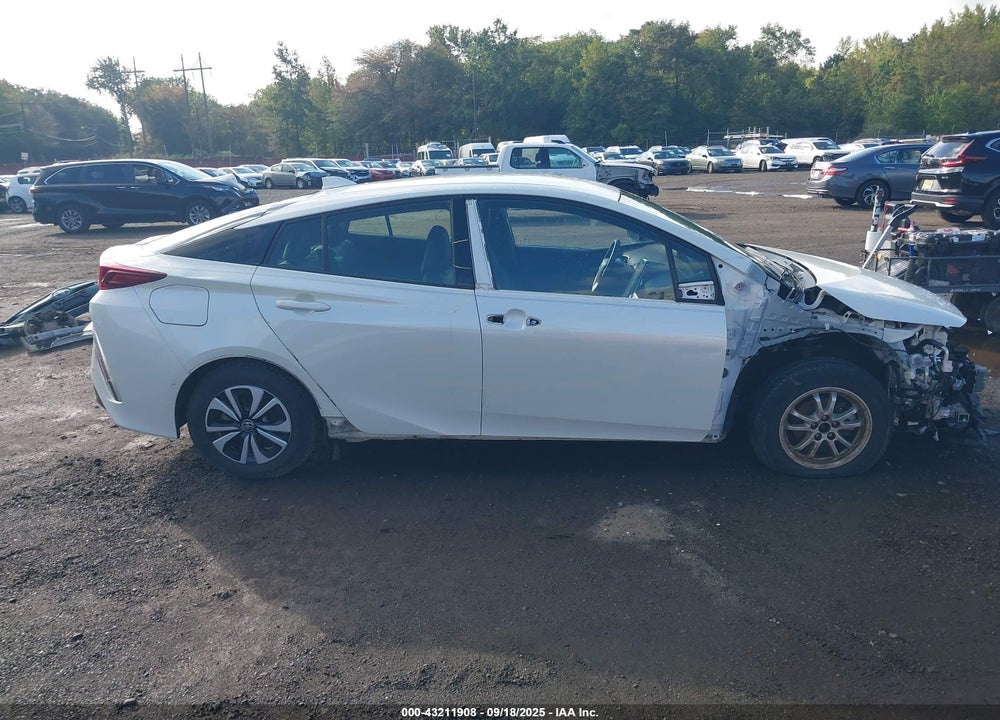 2017 TOYOTA PRIUS PRIME VIN: JTDKARFPXH3002928