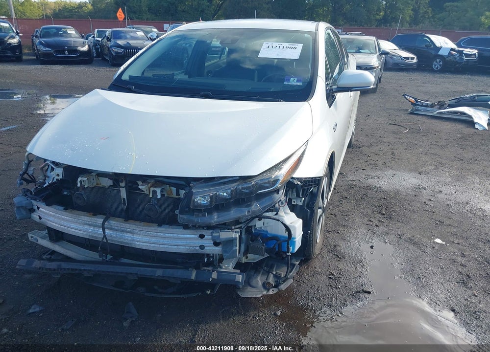 2017 TOYOTA PRIUS PRIME VIN: JTDKARFPXH3002928