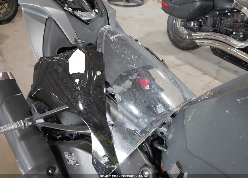 2025 KAWASAKI ZX636 K VIN: JKBZXJJ10SA026522