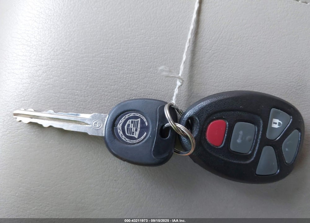 2007 CADILLAC DTS LUXURY I VIN: 1G6KD57Y17U225670