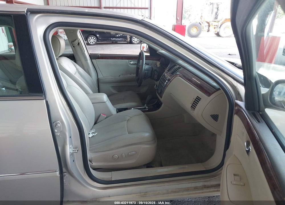 2007 CADILLAC DTS LUXURY I VIN: 1G6KD57Y17U225670