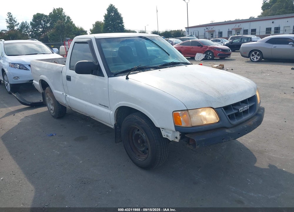 2000 ISUZU HOMBRE XS VIN: 1GGCS1440Y8704463
