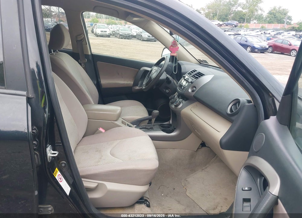 2007 TOYOTA RAV4 VIN: JTMBD33V175116200