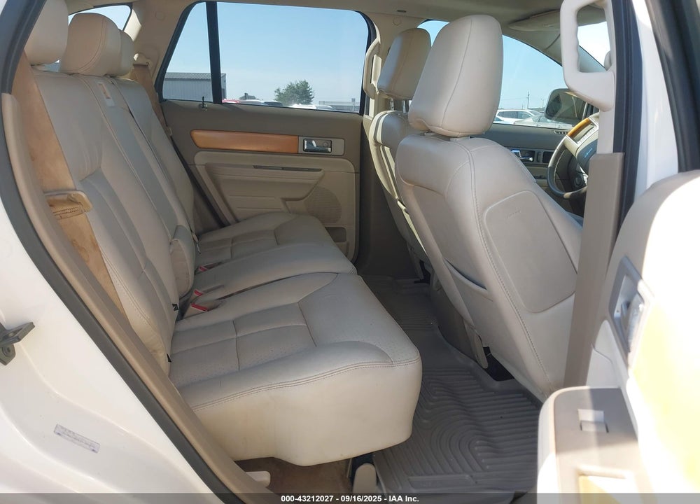 2007 LINCOLN MKX VIN: 2LMDU68C17BJ29655