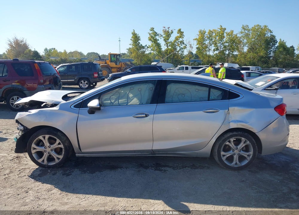 2017 CHEVROLET CRUZE VIN: 1G1BF5SM6H7230139