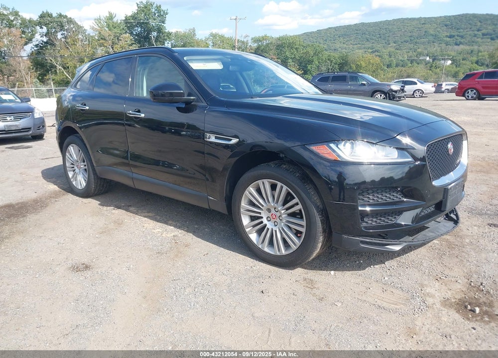 2017 JAGUAR F-PACE 35T PREMIUM VIN: SADCJ2BV4HA884775