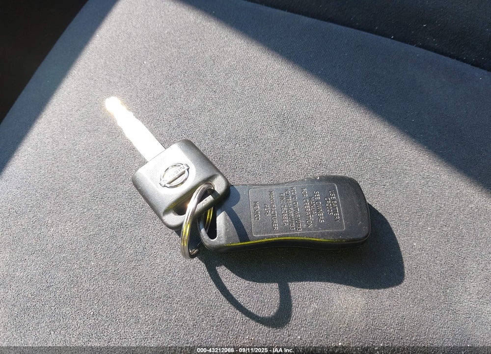 2009 NISSAN VERSA VIN: 3N1BC13E59L437461