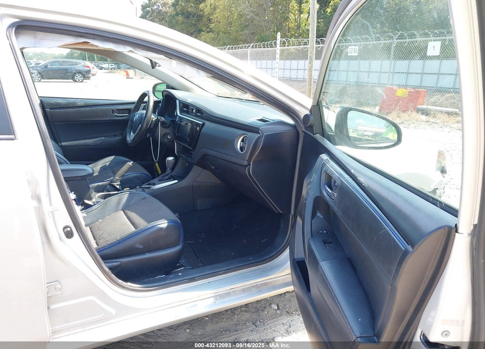 2017 TOYOTA COROLLA VIN: 5YFBURHEXHP642387