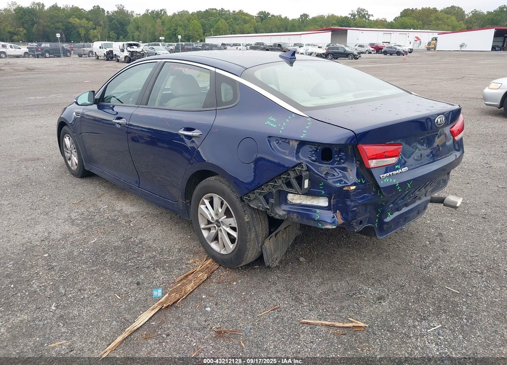 2017 KIA OPTIMA LX VIN: 5XXGT4L3XHG176602