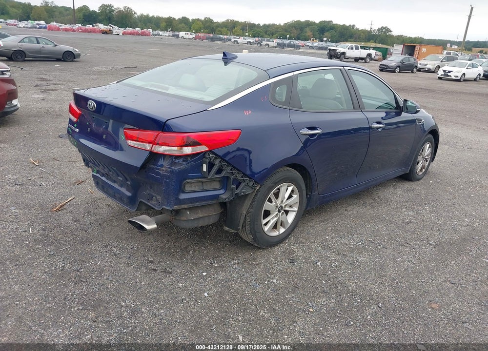 2017 KIA OPTIMA LX VIN: 5XXGT4L3XHG176602