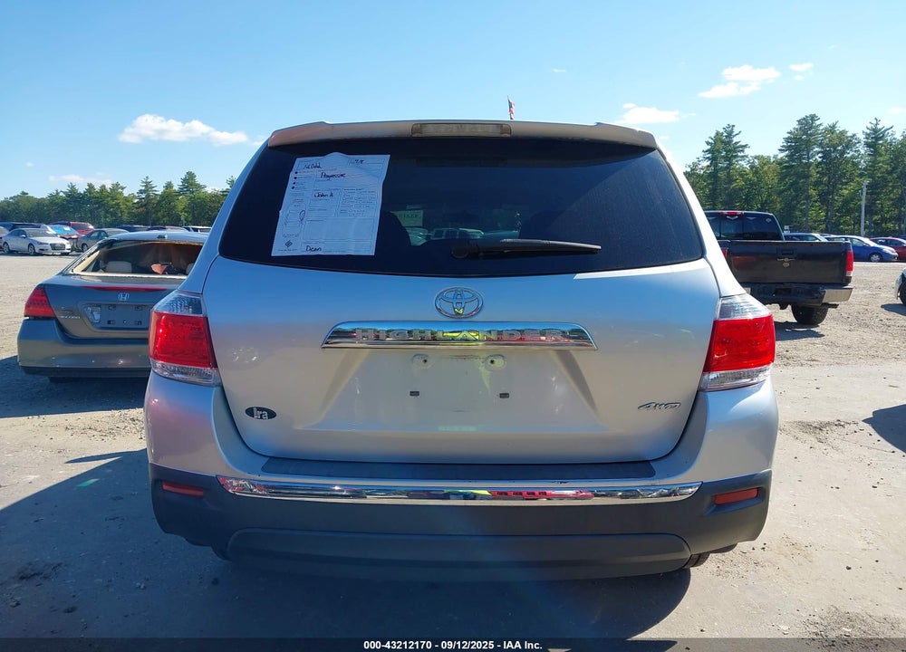 2013 TOYOTA HIGHLANDER VIN: 5TDBK3EH7DS203327