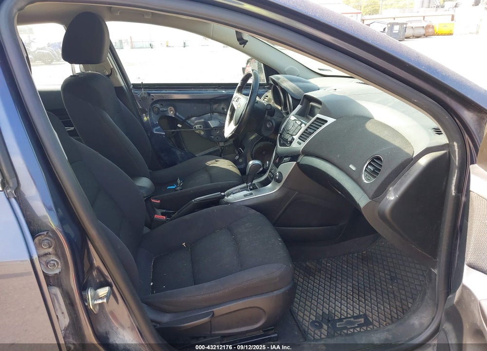 2014 CHEVROLET CRUZE 1LT AUTO VIN: 1G1PC5SB9E7229883