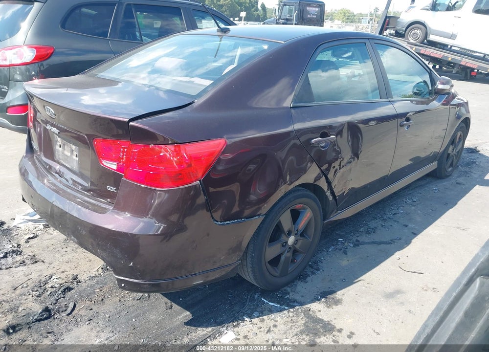 2010 KIA FORTE VIN: KNAFU4A21A5858620