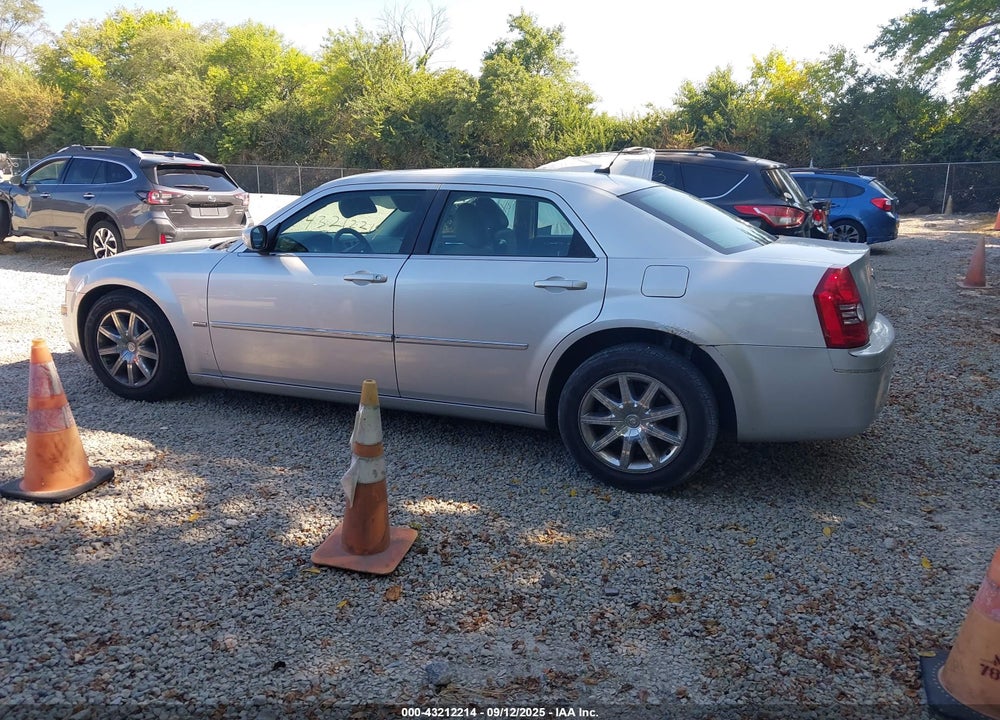 2008 CHRYSLER 300 TOURING VIN: 2C3LA53G48H268495